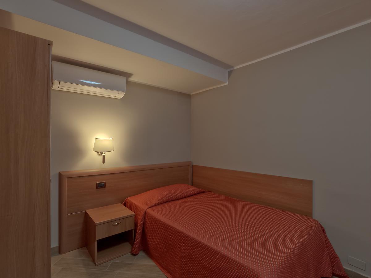 Terme Di Monte Valenza Hotel Luaran gambar